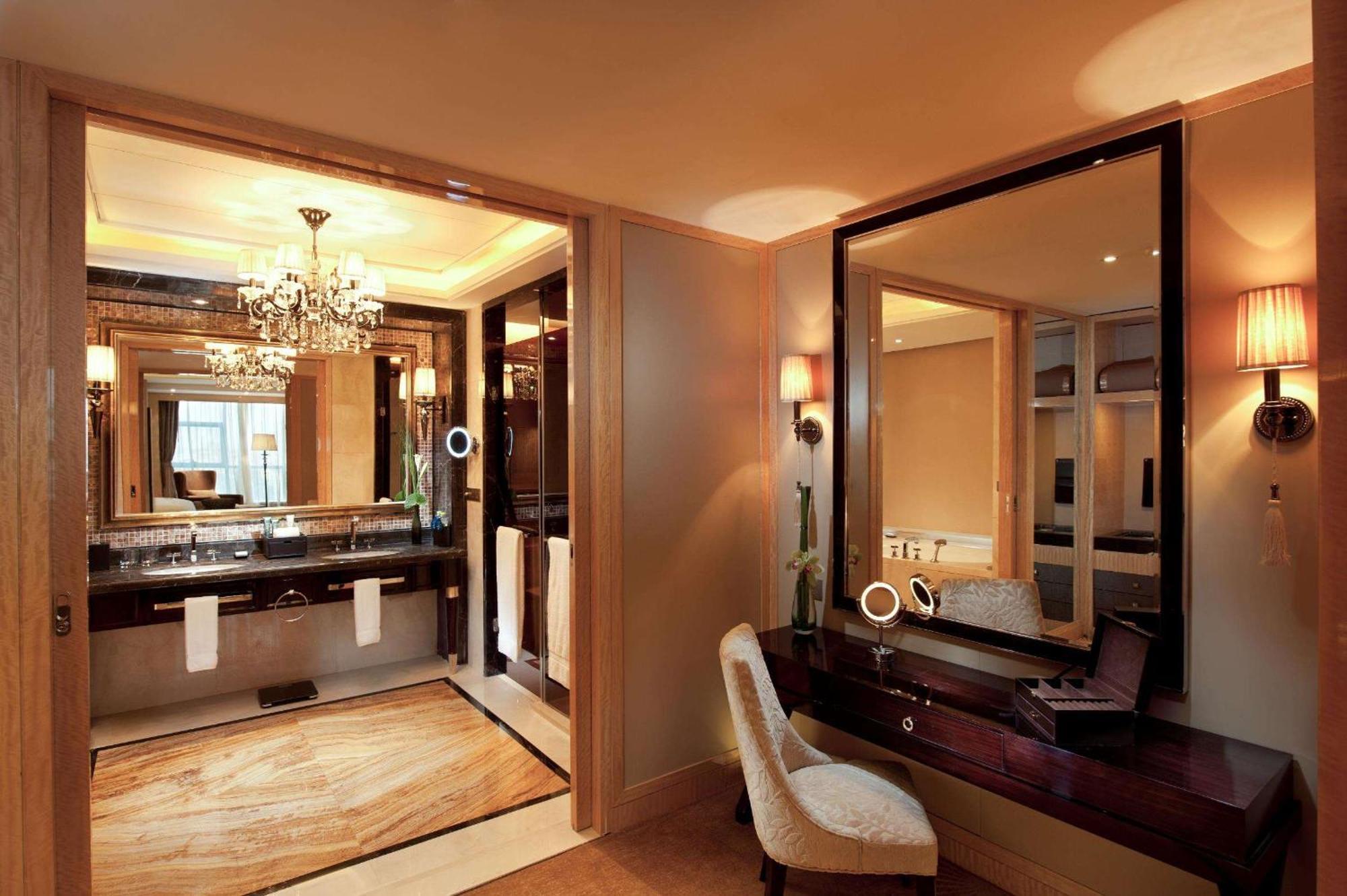 Hilton Nanjing Hotel Nanjing  Eksteriør billede